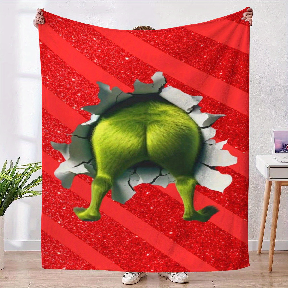 Home Textiles Images - 신화 속 괴물의 엉덩이를 그린 플러시